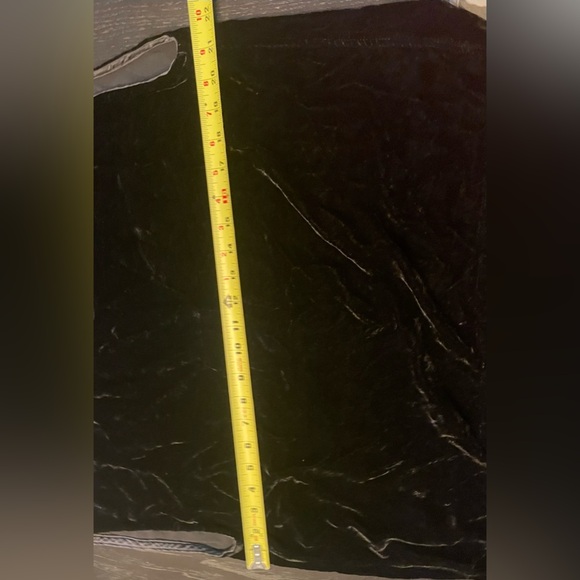 CP Shade velvet top - Picture 8 of 8